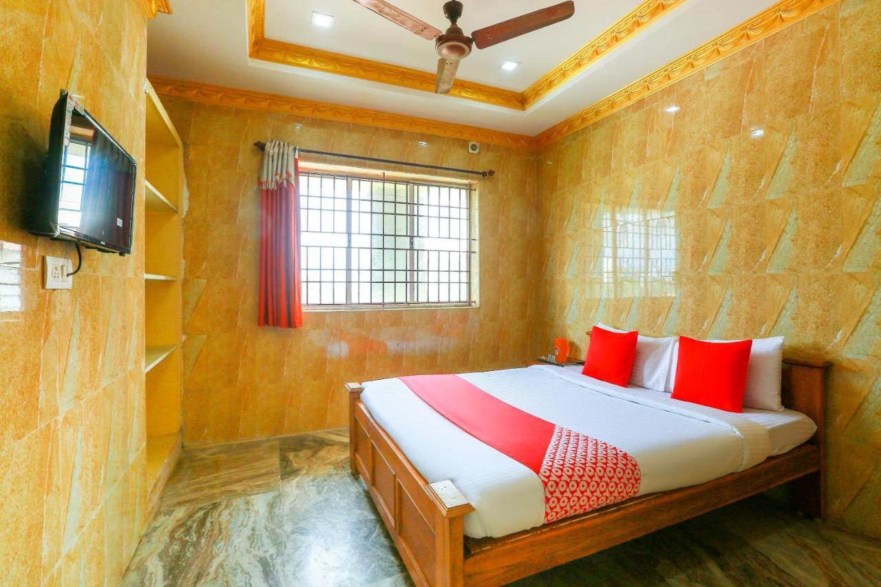 Oyo 68796 Shanthi Mahal Chennai Exteriör bild