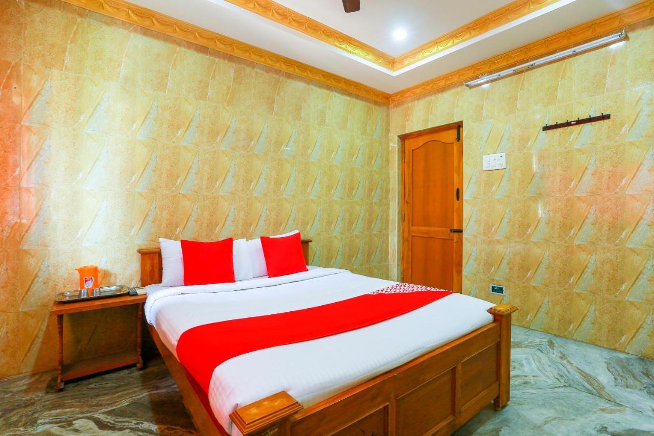 Oyo 68796 Shanthi Mahal Chennai Exteriör bild